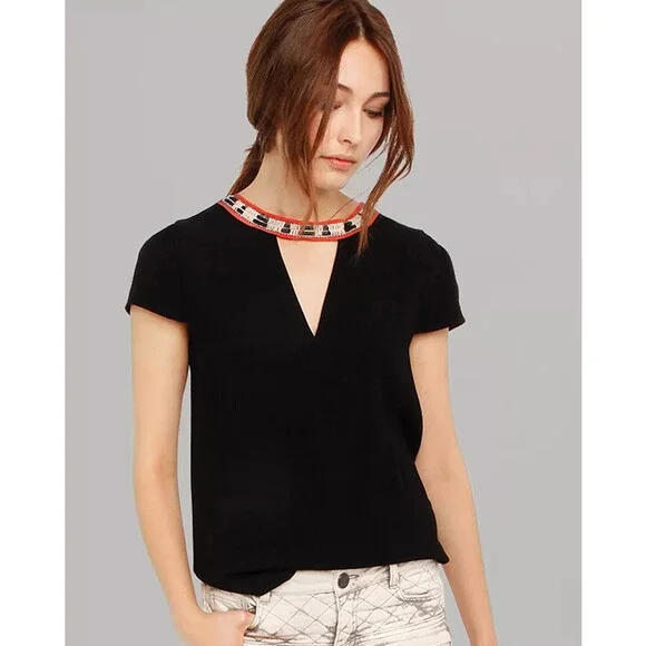 Maje Fraiche Keyhole Black Embroidered Short Sleeve Blouse size 2 $345 - Picture 3 of 15